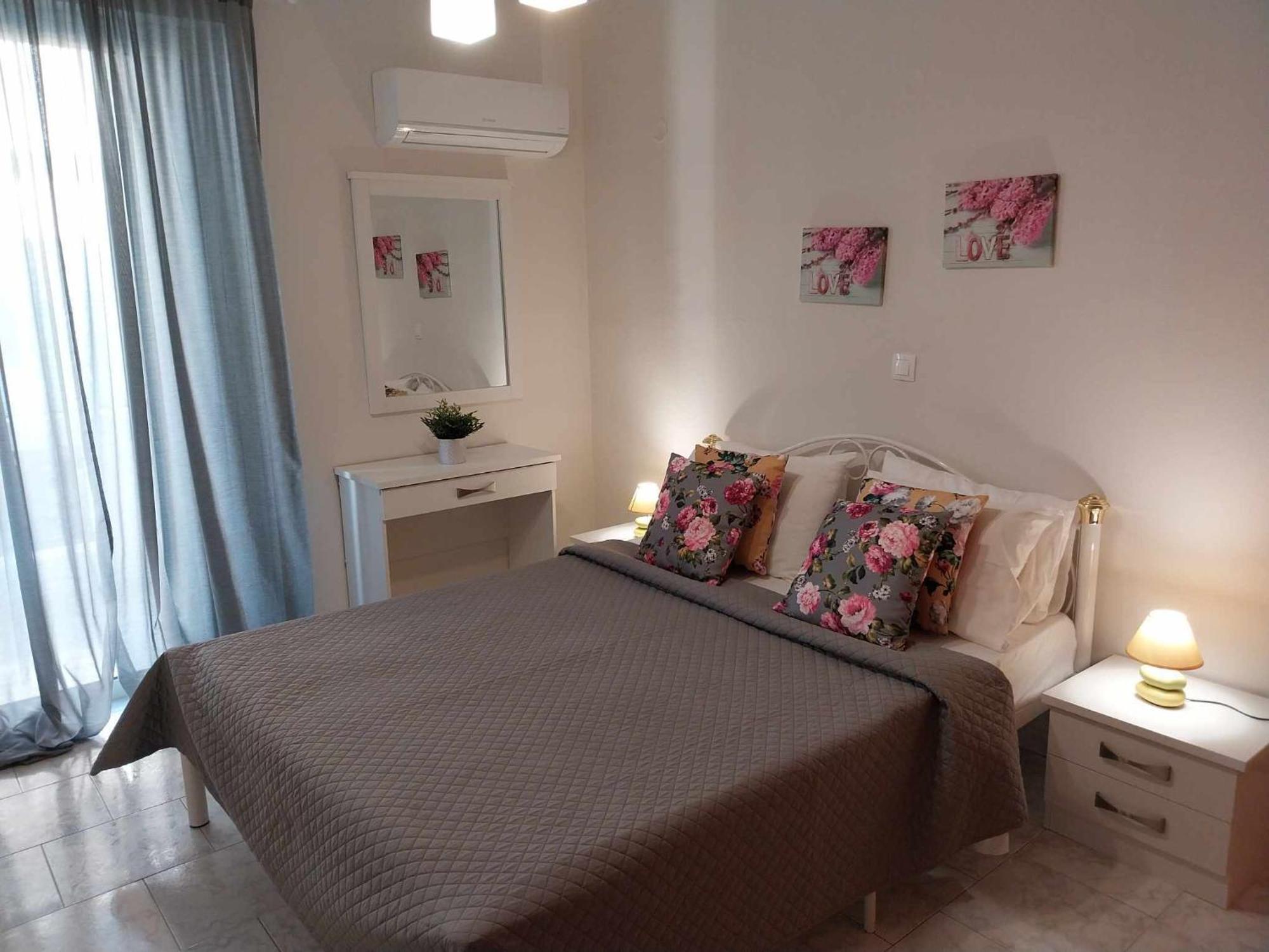 Lilis Apt In Center With Sea View كارباثوس المظهر الخارجي الصورة